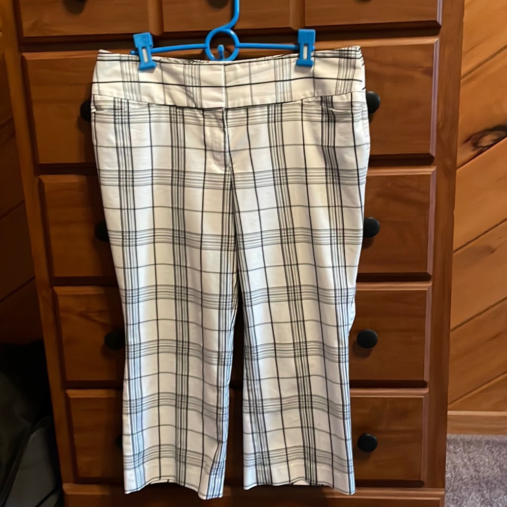 Express Design Studio Editor cropped pant. Size 10.